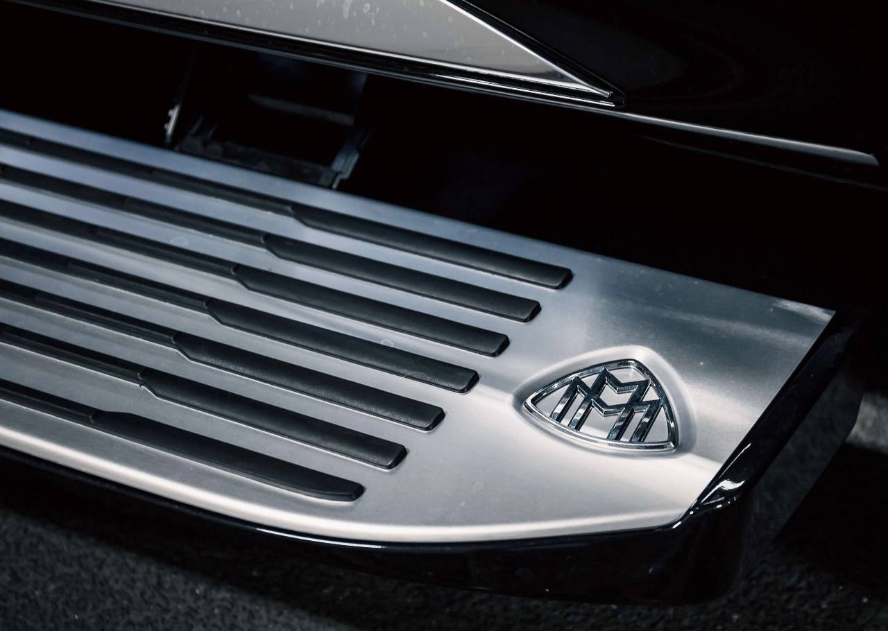 Mercedes-Benz GLS600