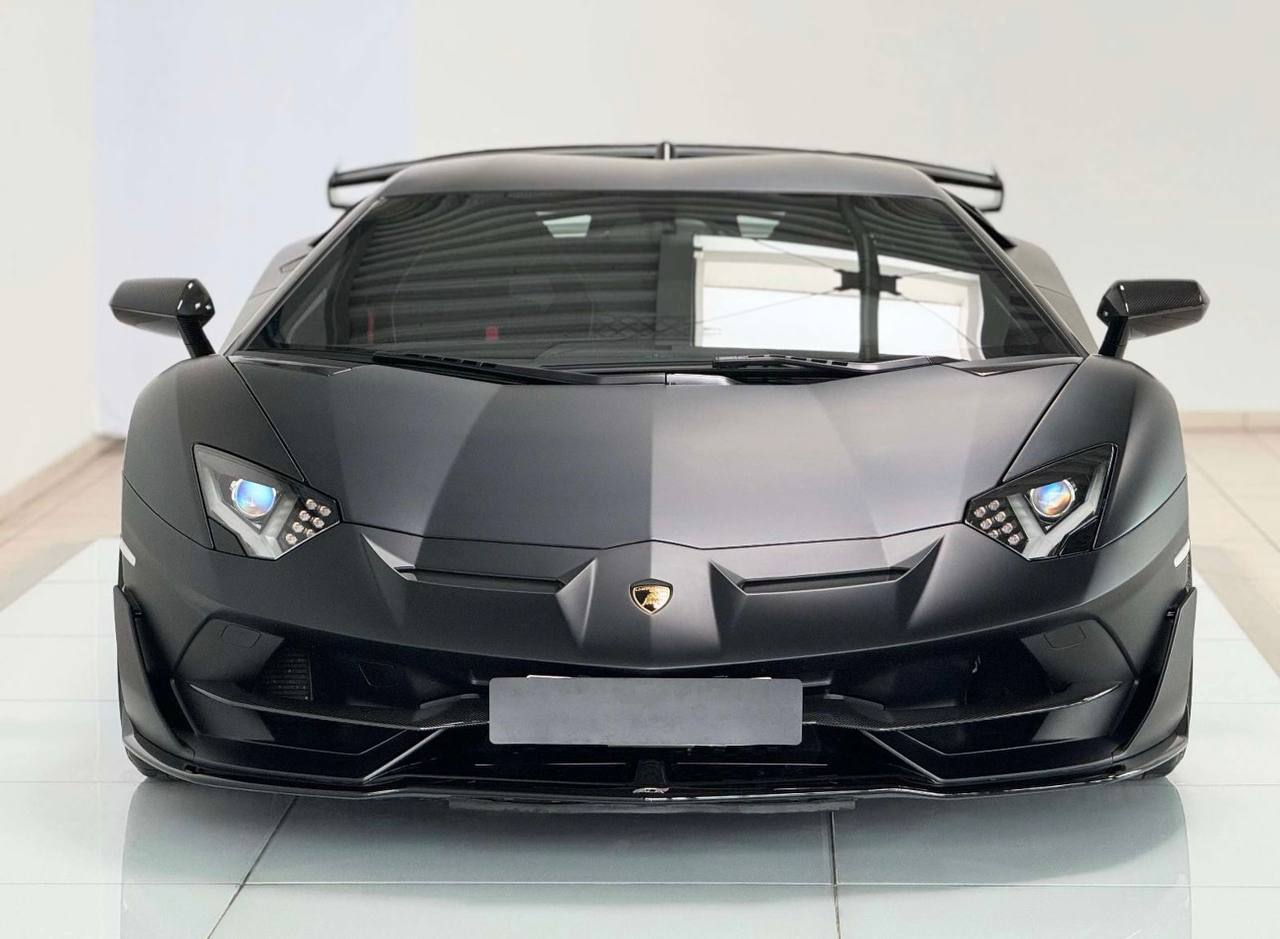 Lamborghini Aventador