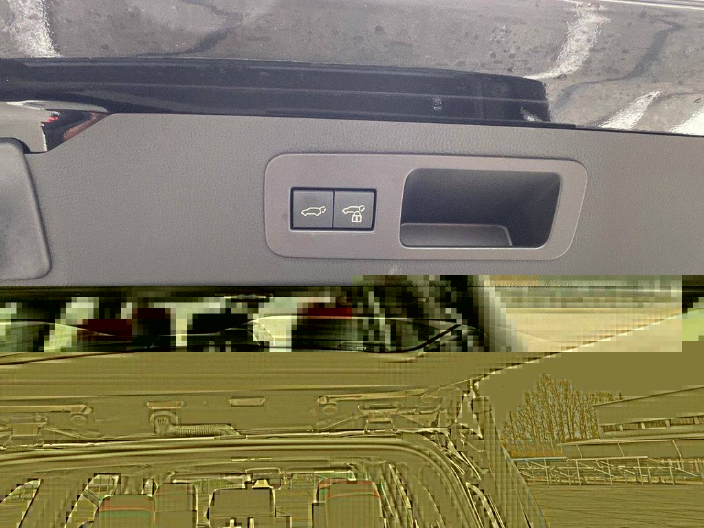  Toyota Land Cruiser 300