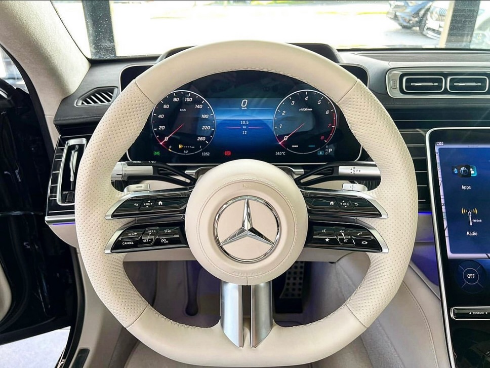 Mercedes-Benz S580