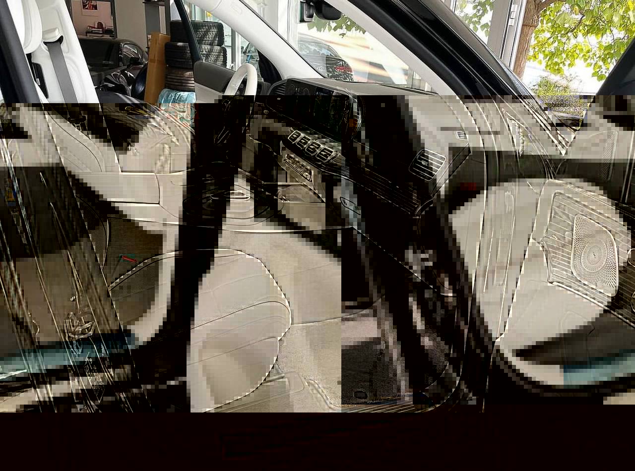  Mercedes-Benz GLS600