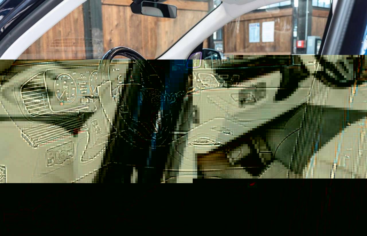  Mercedes-Benz GLS600