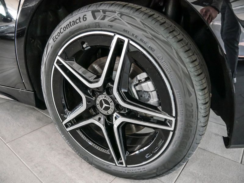 Mercedes-Benz A 250 e