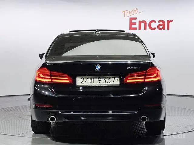 BMW 5 серия (G30)520d