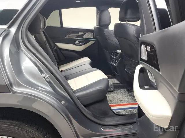 Mercedes Benz GLE-Class