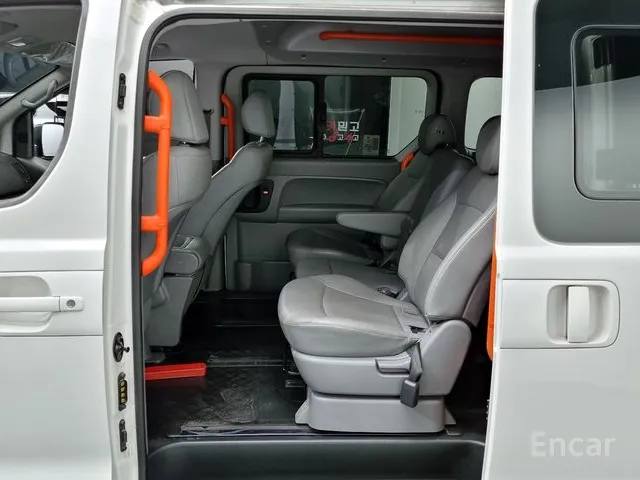 Hyundai Grand Starex Highloop