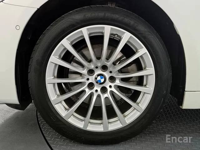 BMW 5 (G30)520i