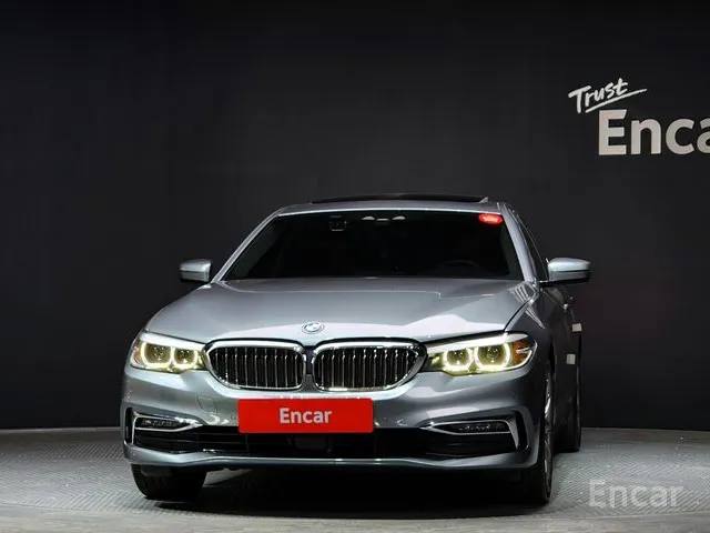 BMW 5 серия (G30)520i