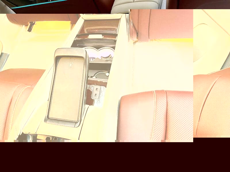 Mercedes-Benz GLS600