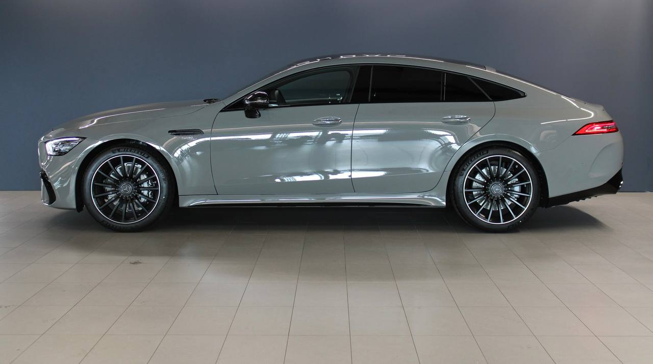 Mercedes-Benz AMG GT43