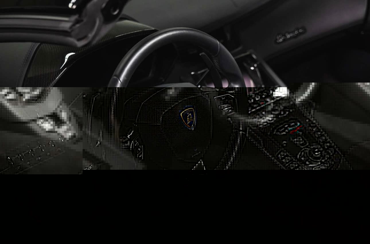  Lamborghini Aventador